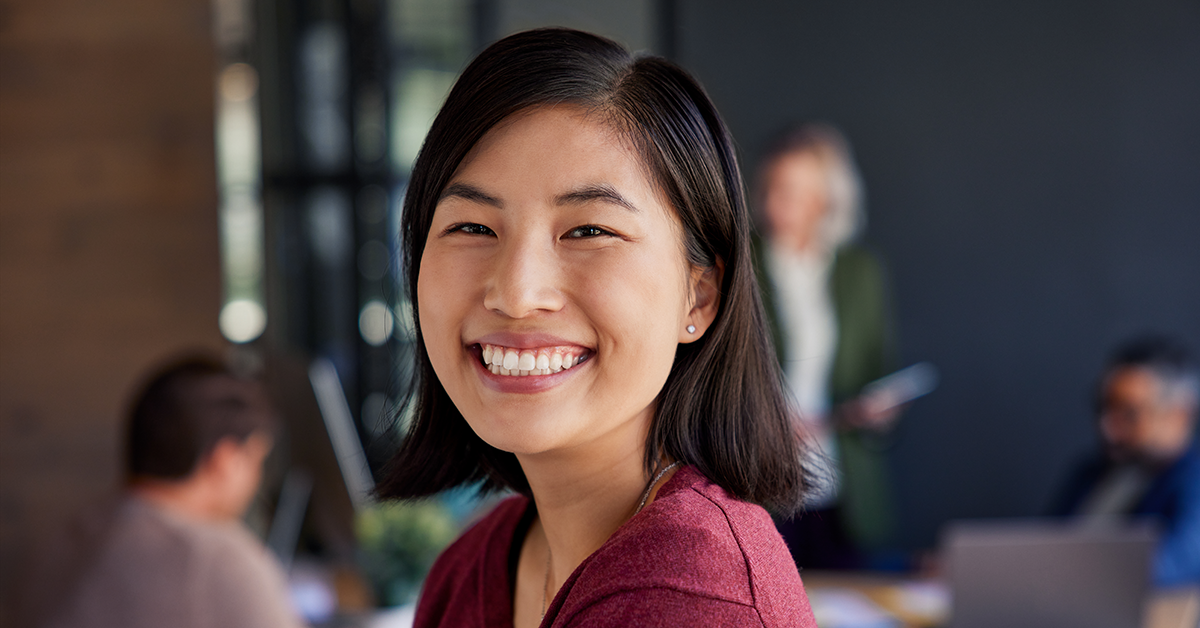 woman-team-smiling-1200x628